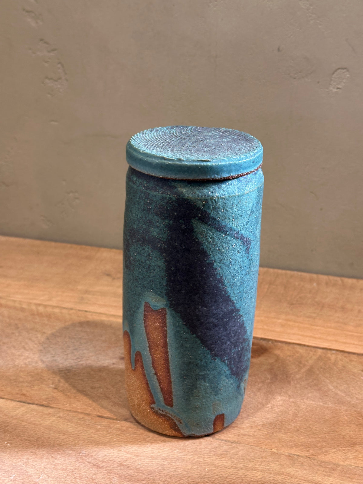 Tall Jar w Lid