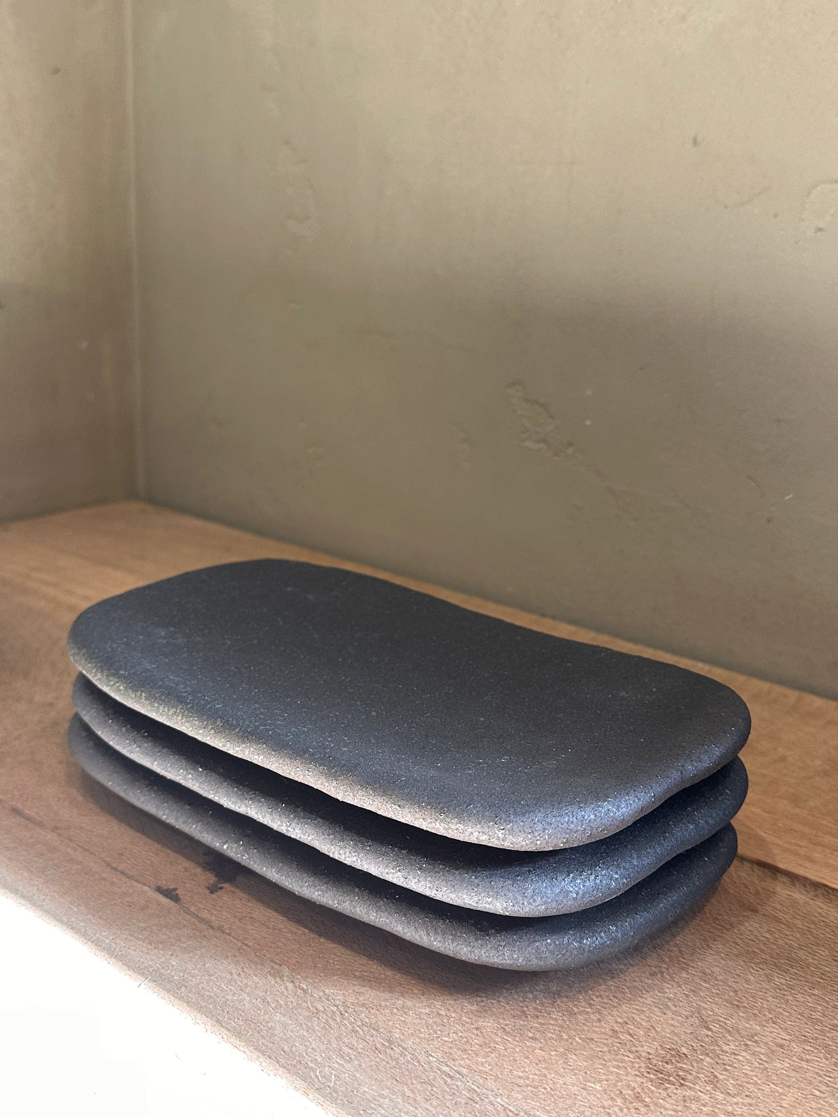 Igneous Rectangle Plates *PRICE CHECK*
