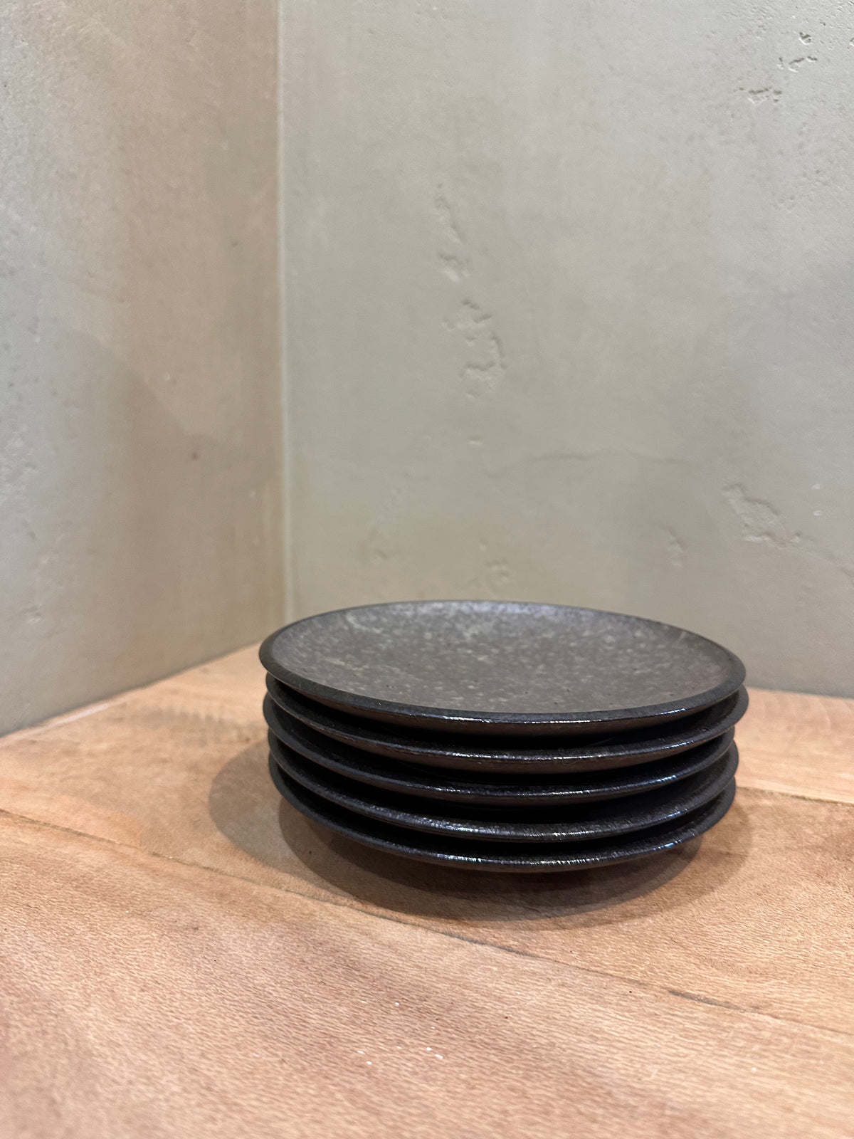 Earth Glaze Tiny Plates