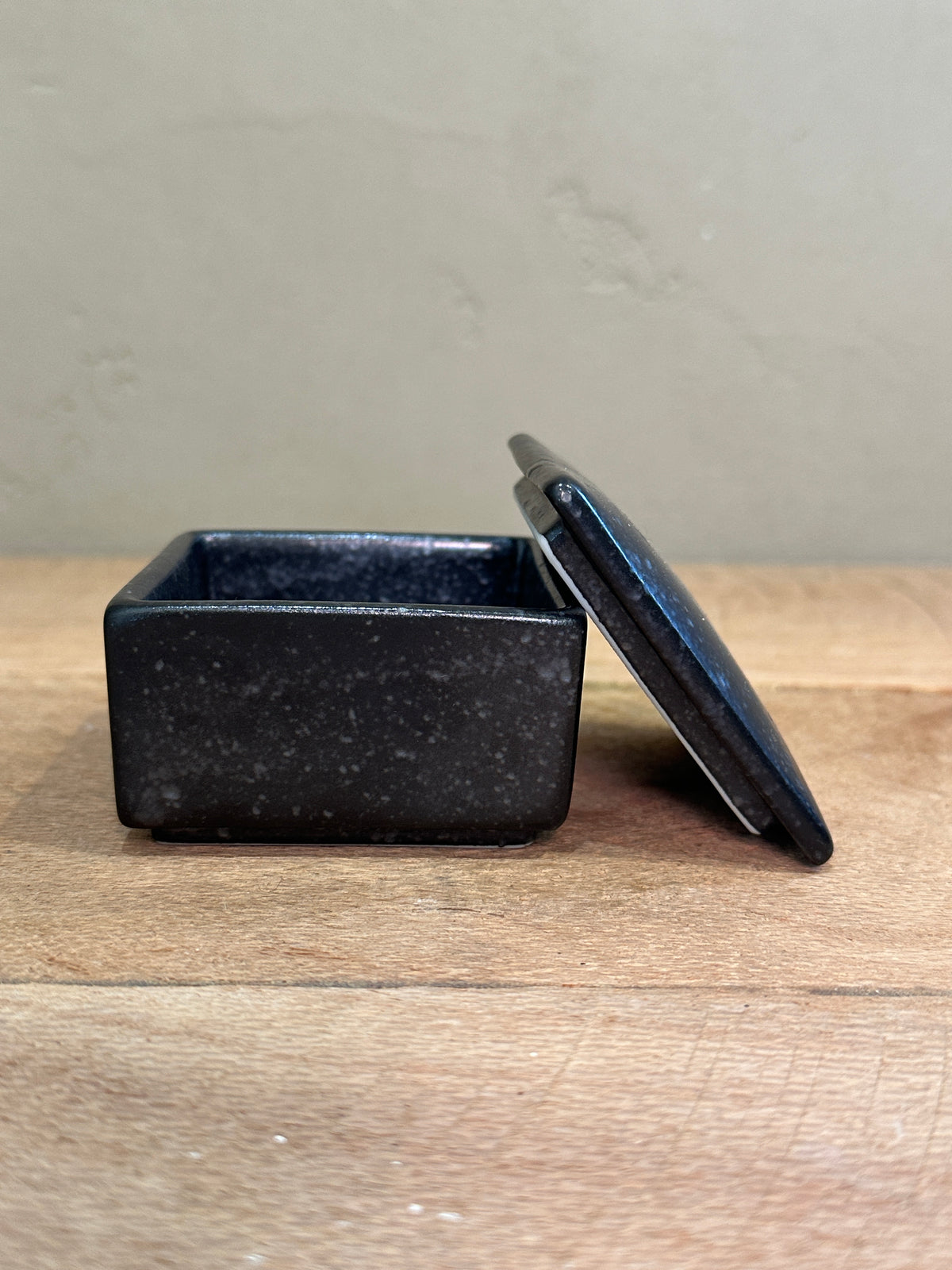 Ceramic Ginger Box