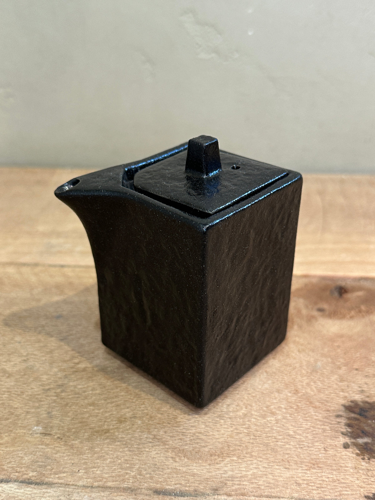 Soy Sauce Pour