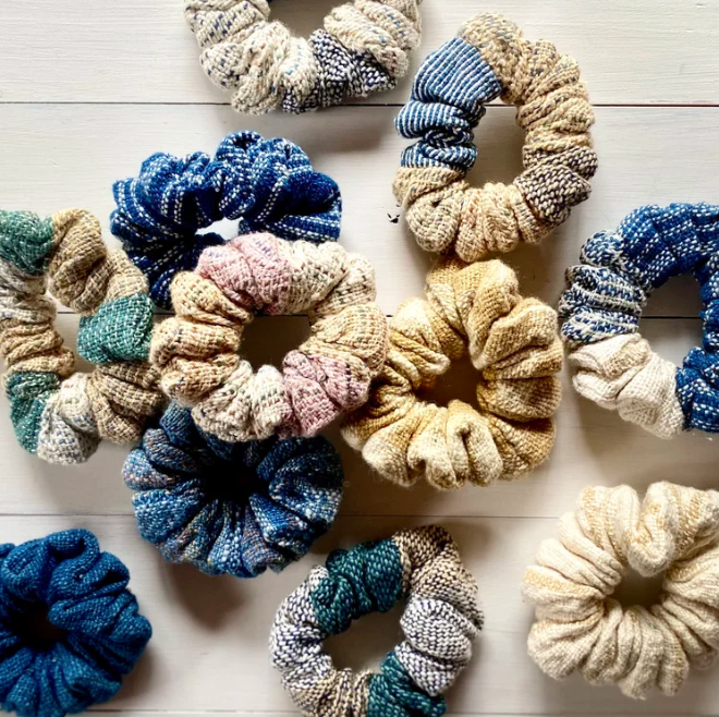 LOOM SCRUNCHIE